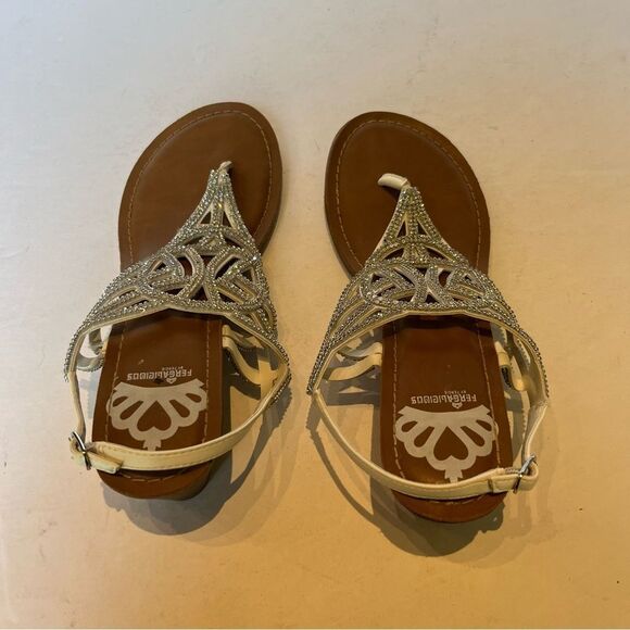 Fergalicious Women's White/Silver Thong Sandals Sparkly Size 7.5M Strappy - Picture 9 of 9